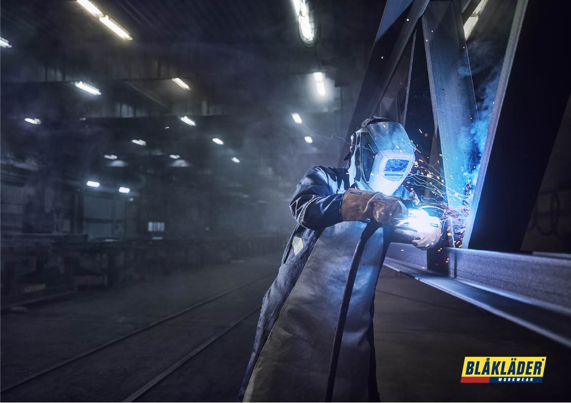 Flame retardant workwear